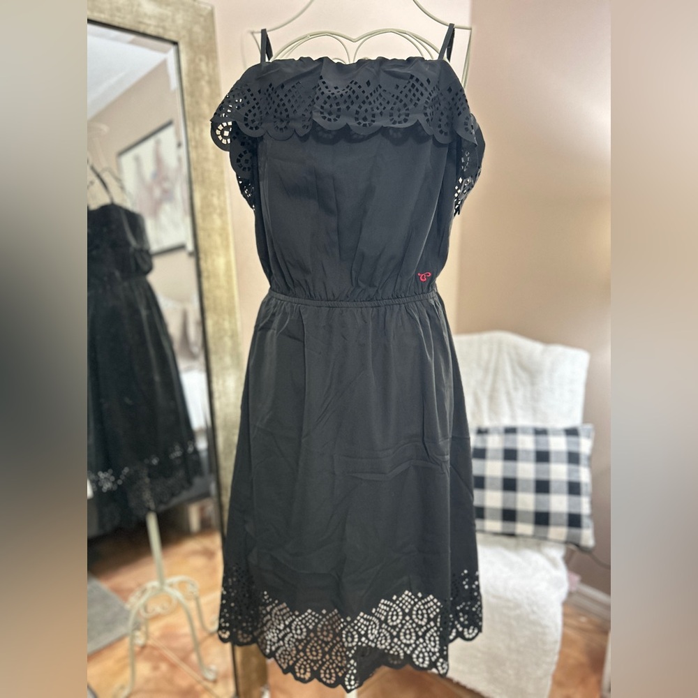 👗 Sexy Black Eyelet Dress